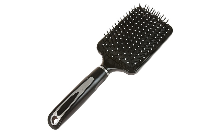 Image 1: One or Two Tangle-Free Hairbrushes