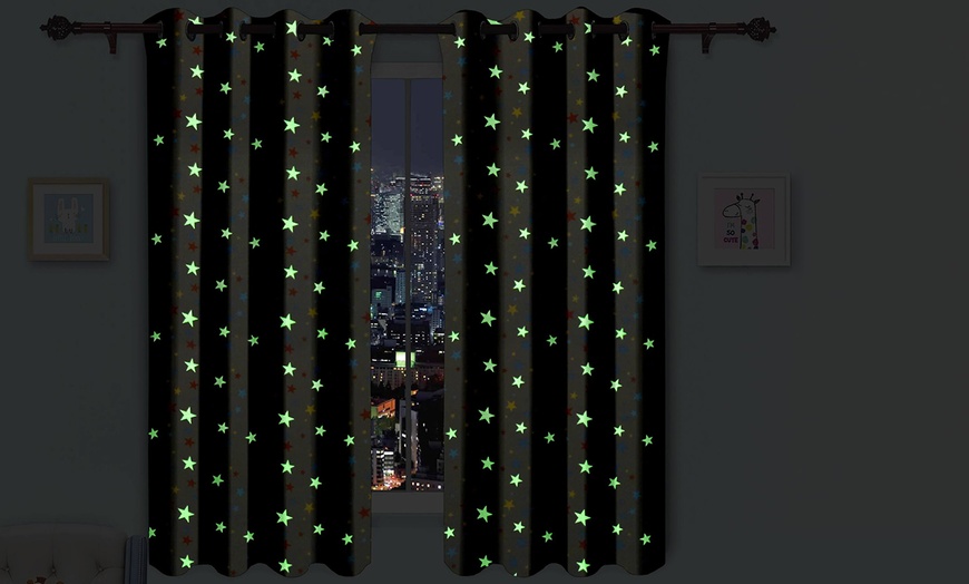 Image 10: Glow-In-The-Dark Curtains