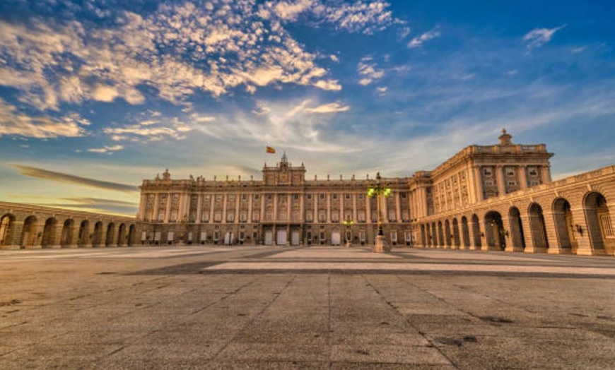 Image 11: Tour del Palacio Real, Museo del Prado y Reina Sofia con Amigo Tours