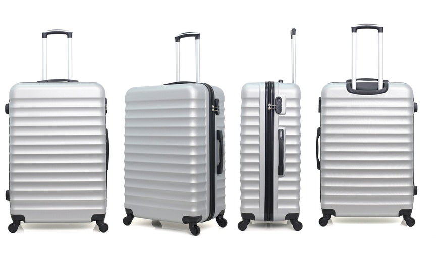 Image 10: Jakarta Set of Three Suitcases