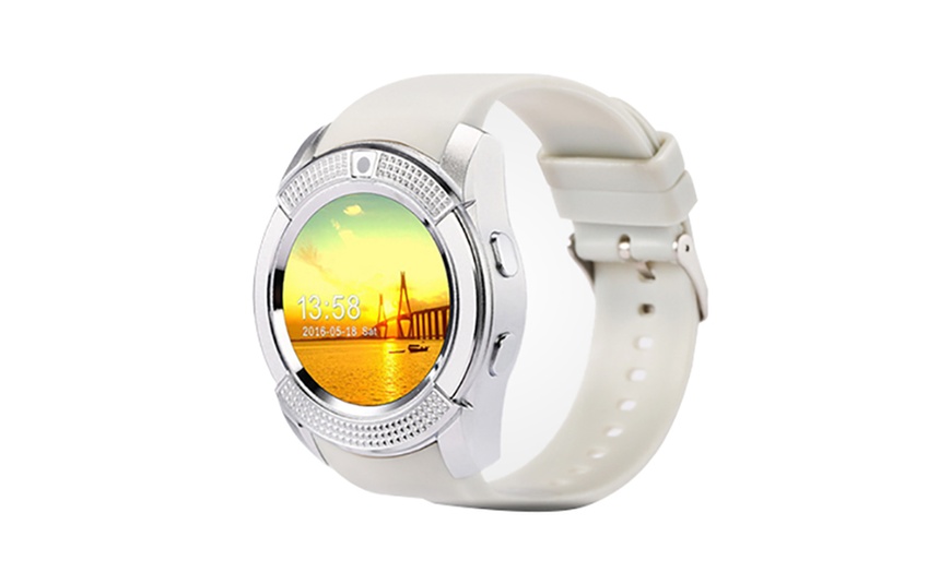 Image 4: V8-smartwatch