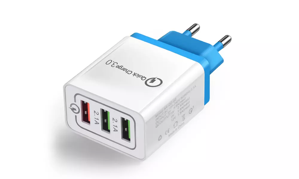 1x oder 2x USB-Schnell-Ladegerät mit 3 USB-Ports