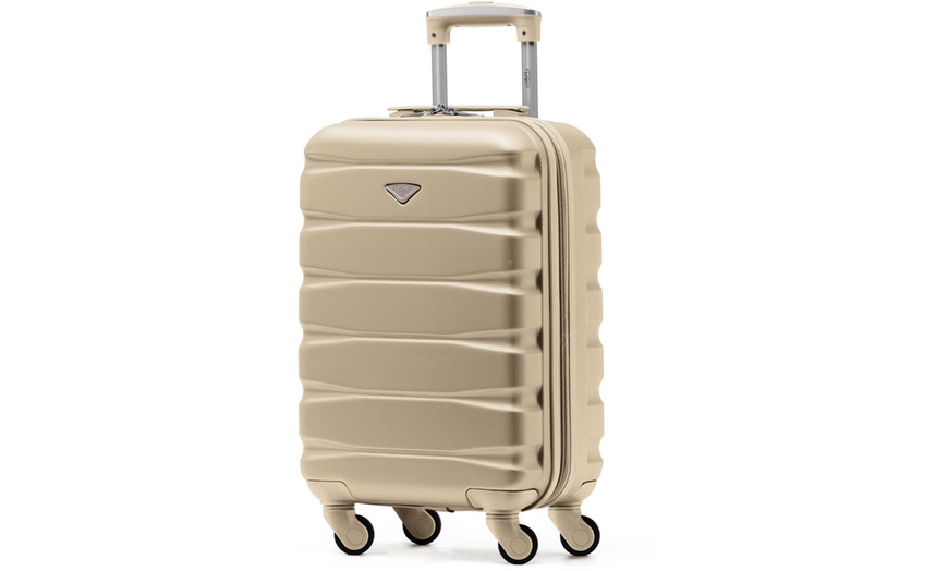 Image 31: Flight Knight Lightweight 4 Wheel Cabin Suitcase (Approved for 100+ Airlines)