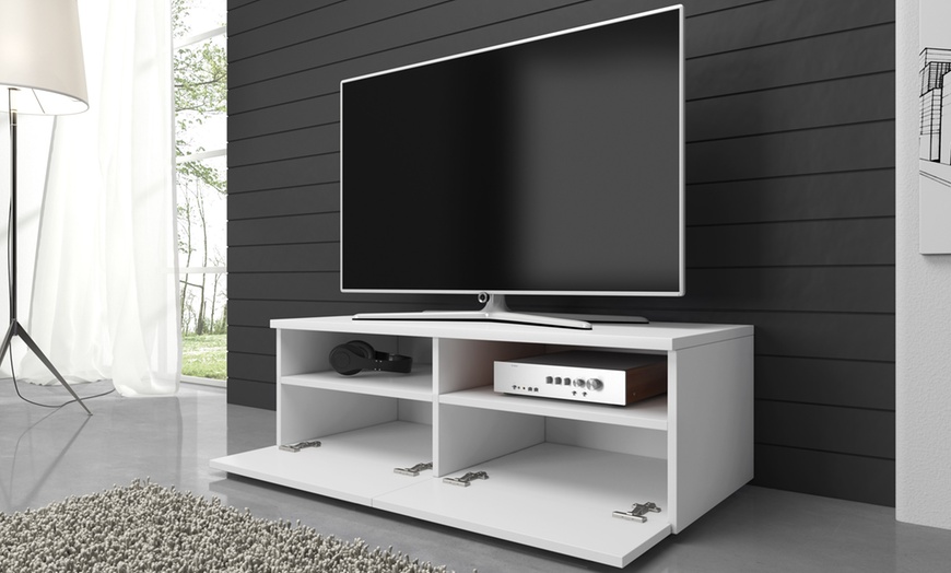 Image 25: Detroit TV Cabinet