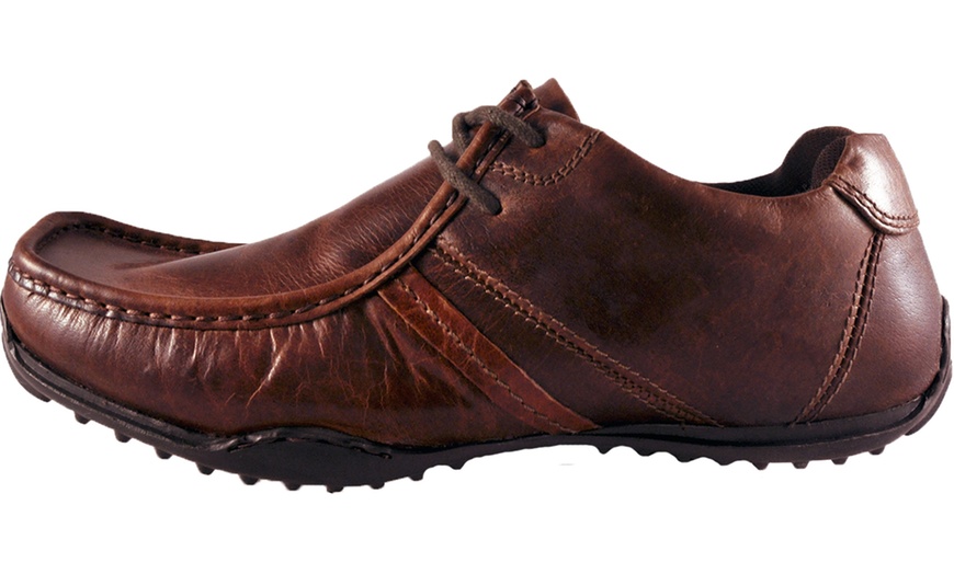 Image 3: Men's Red Tape Leather Shoes 