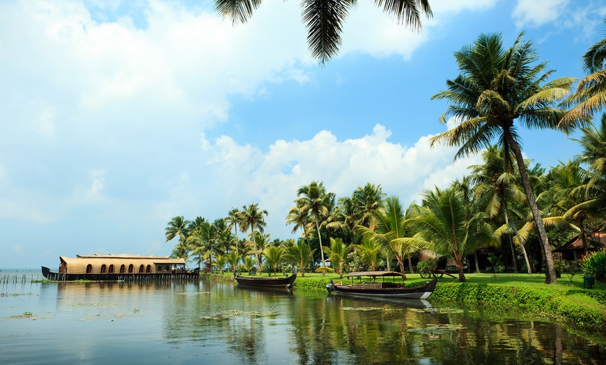 Image 1: ✈ Kerala: 7 Nights with Hotels & Return Flights