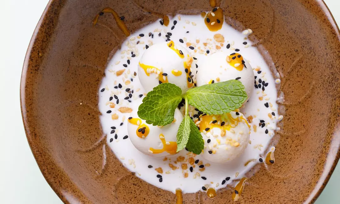 Veganes, vietnamesisches Verkostungsmenü für 2 oder 4 Personen