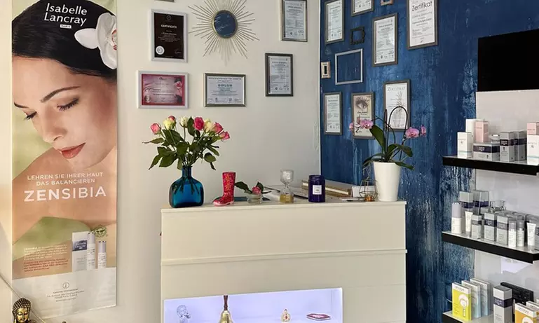 45 Min. Lomi-Lomi-Kahi- / Ayurveda- oder Klassische Massage im Elmira Essence 3 Studio (bis zu 21% sparen) - Second Medium