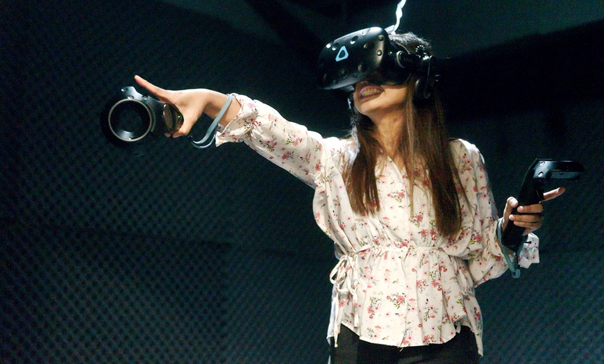 Image 1: Virtual Room Experience for Two, Three or Four People