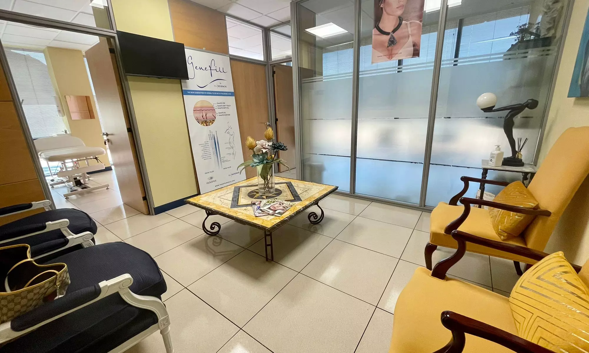 Relleno dérmico facial en Queen Clinic