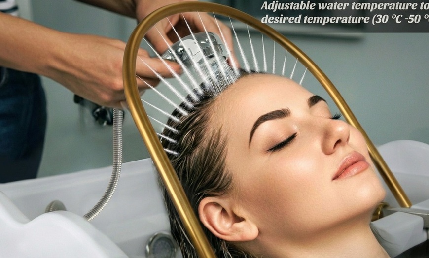 Image 3: Deluxe or Luxury Head Spa w/Optional Aromatherapy or Keratin Treatment