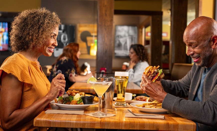 Image 3: Get a $25 Applebee’s® eGift Card for $21.50!