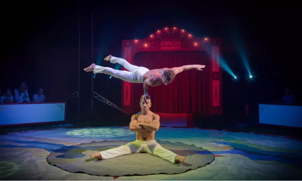 Bestplatzticket für den Weihnachtscircus Mönchengladbach für Termine vom 18.12.2024 bis 5.1.2025 - Second Medium