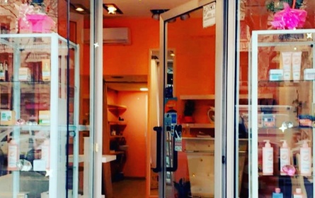 Manicure e pedicure al salone Nora beauty (sconto fino a 50%)