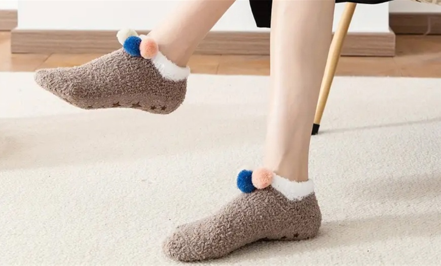 Image 3: Cosy Slipper Socks