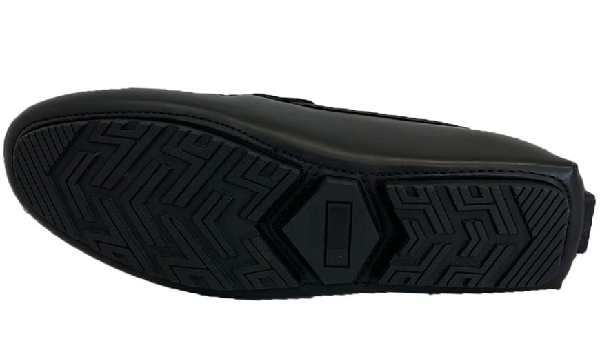 Image 4: Men's Slip-on Leather-Look Moccasins