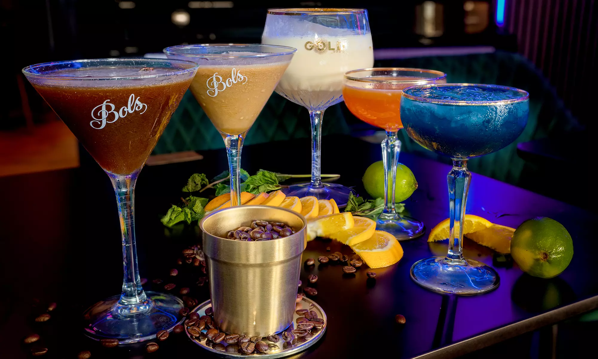 Bis zu 39% Rabatt auf den Barmixen/Cocktails bei Royal Cocktails - Die mobile Cocktailbar