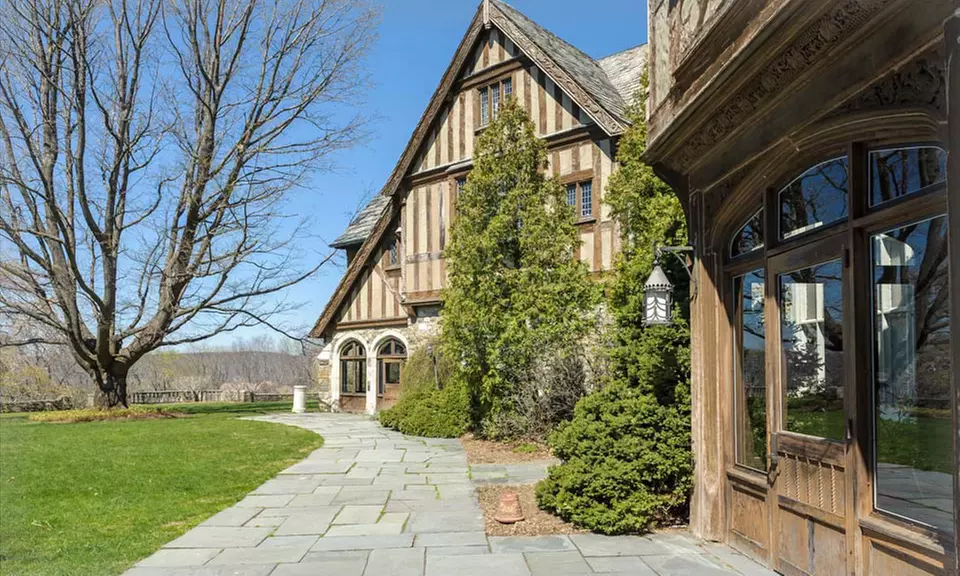 Stunning Castle in Ramapo Mountains!