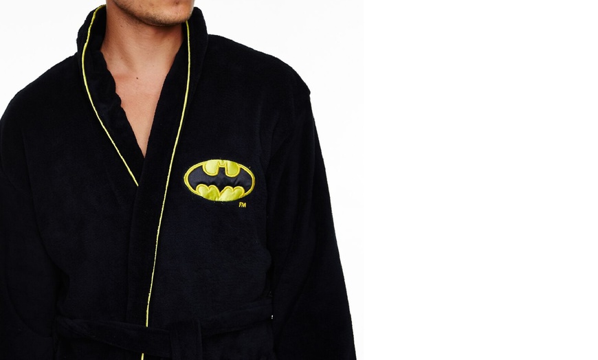 Image 3: DC Comics Superhero Robe for Men