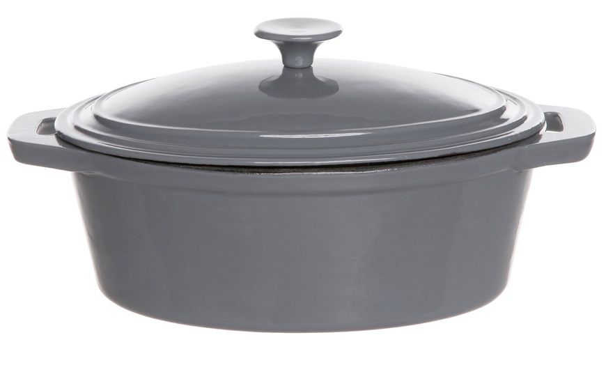 Image 3: Cast Iron Casserole Dish