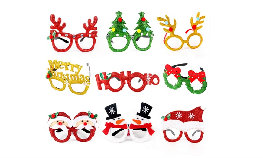 Image 6: Six or Nine Novelty Christmas Glasses