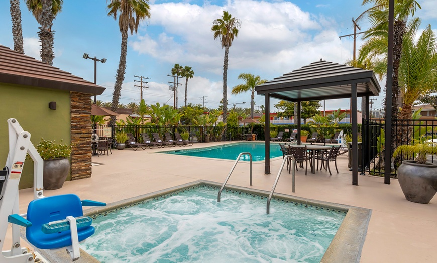 Best Western Plus Pavilions Near The Theme Parks: Anaheim Hotel near ...