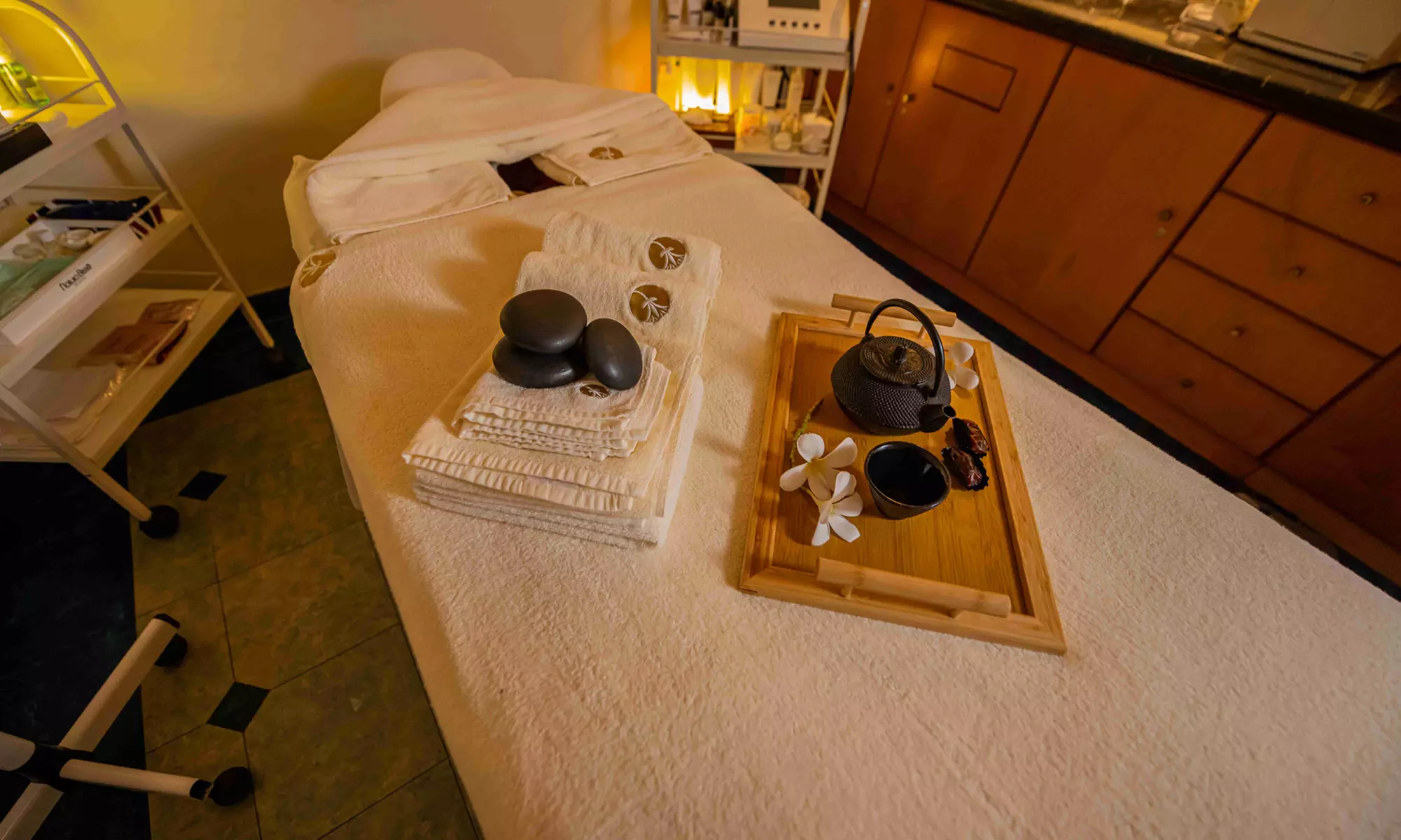 Luxury Spa Experience with Aromatherapy, Deep Tissue, or More