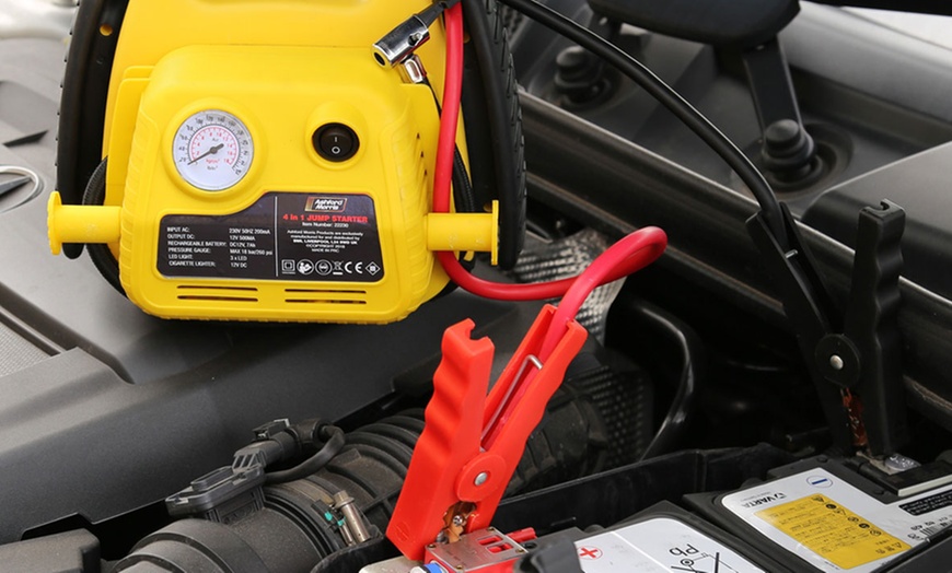 Image 5: Jump Starter with Air Compressor