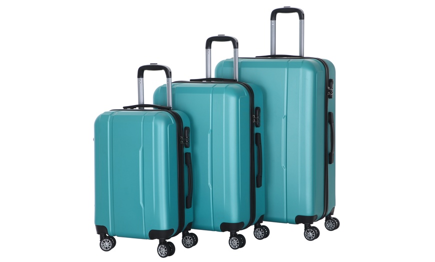 Image 20: Three-Piece Luggage Set