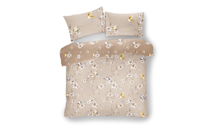 Image 7: Birdie Blossom Duvet Set