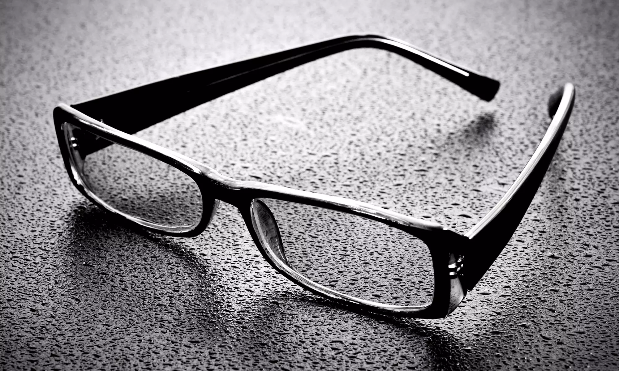 Complete Pair of Prescription Eyeglasses and Optional Eye Exam at Roslyn Eye Centre (Up to 88% Off) - Primary Image