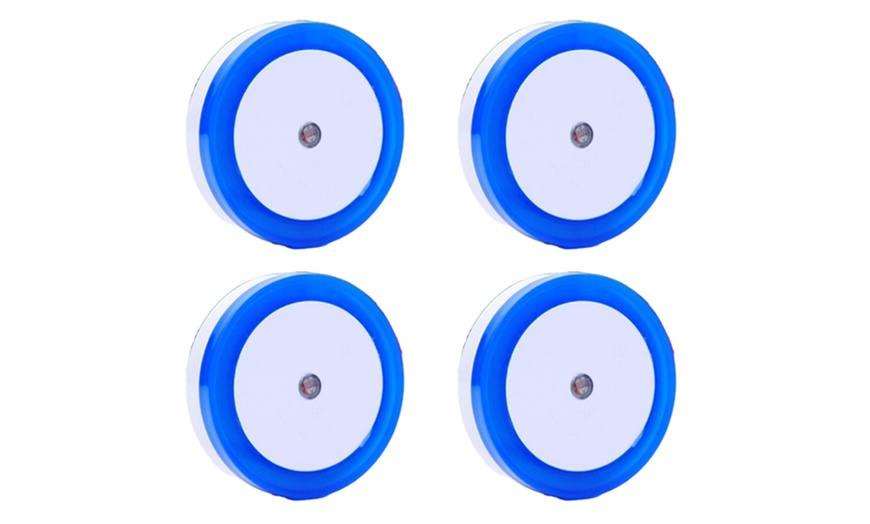 Image 4: 4-8 PCS Auto LED Light Induction Sensor Control Bedside Night Light In Wall Lamp