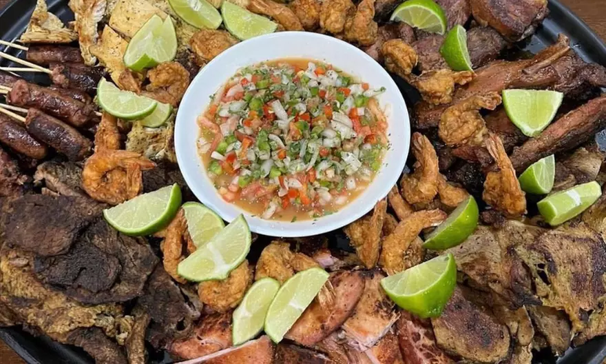 Enjoy Seafood Delights with Food & Drink Specials Every Day