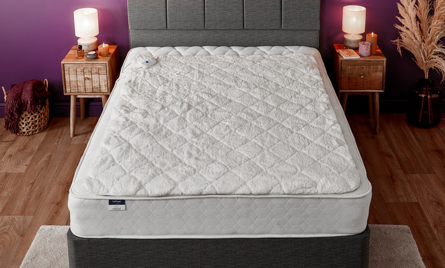 Image 3: Silentnight Comfort Control Teddy Fleece Electric Blanket