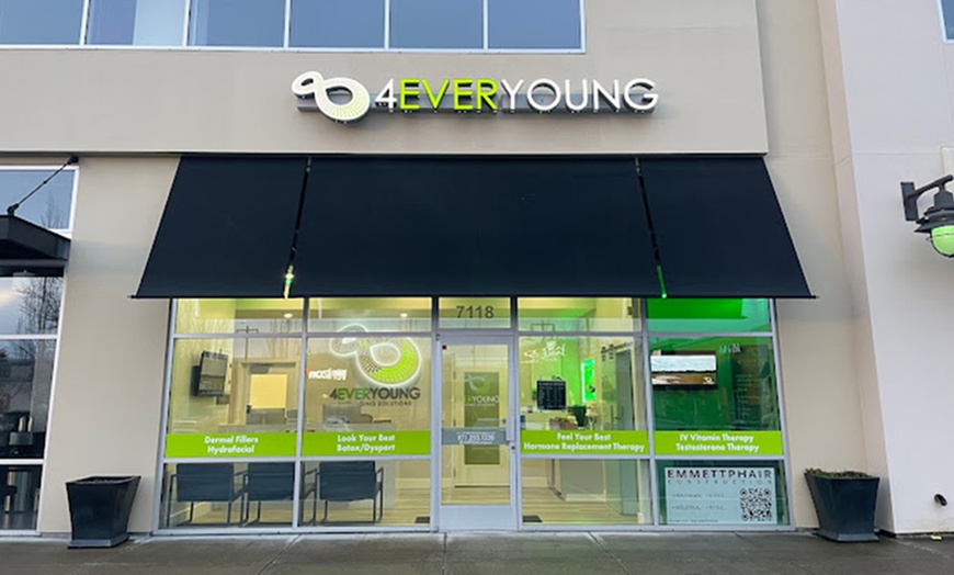Image 6: Clinical Acne Facial or 4Ever Customized Facial at 4Ever Young