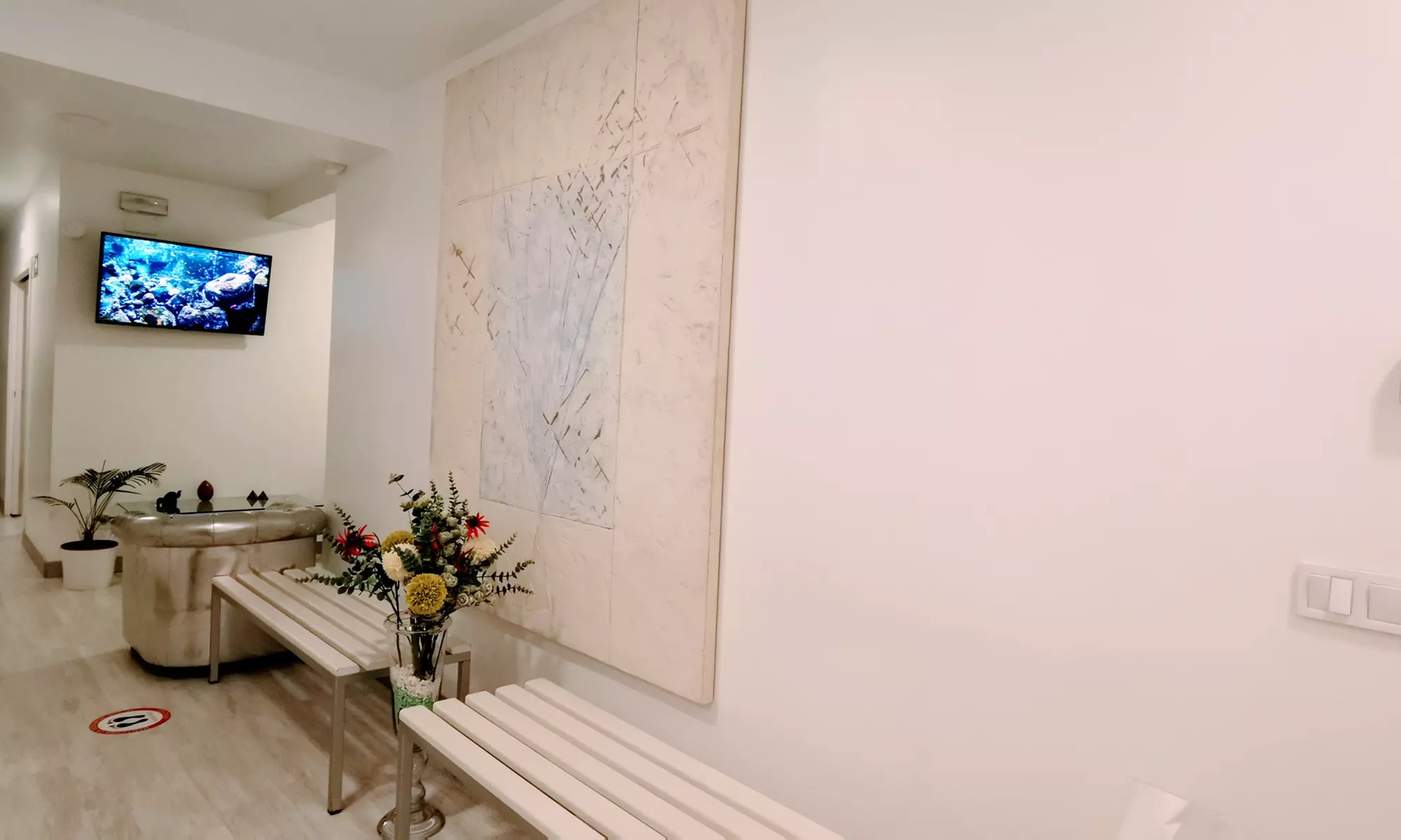 Sesión de odontología infantil con opción a remineralización y limpieza bucal en Instituto Dental Espinassi - Second Medium