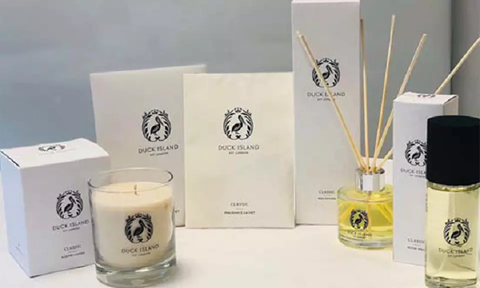 1 ou 2 coffrets de parfums Duck Island comprenant une bougie, un spray, un diffuseur et un sachet de parfums - Primary Image