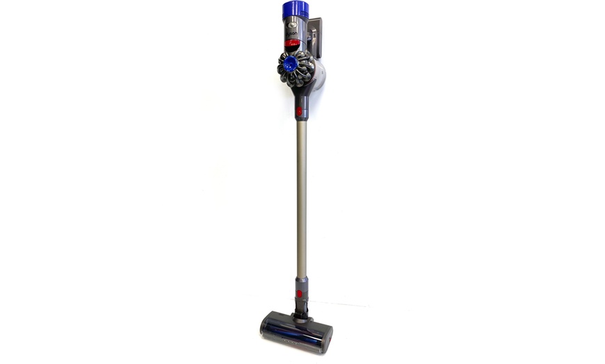 Image 6: Refurbished Dyson V8 Cordless Vacuum Cleaner