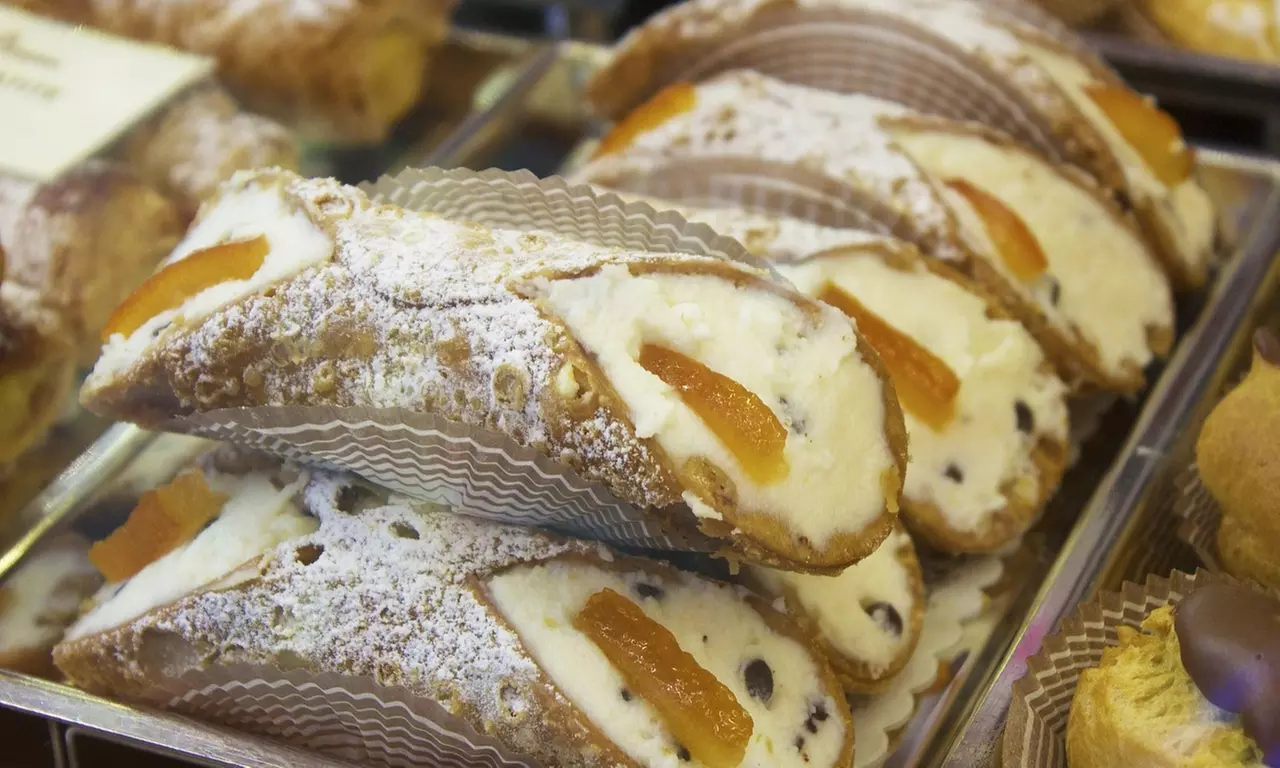 Food Tour Experience: Chinatown & Little Italy, NYC