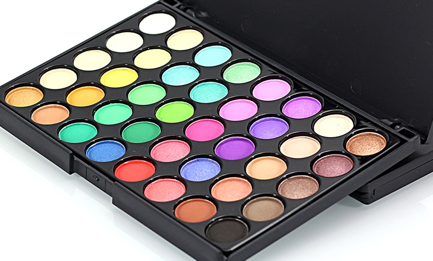 Image 7: 40-Shade Eye Shadow Palette