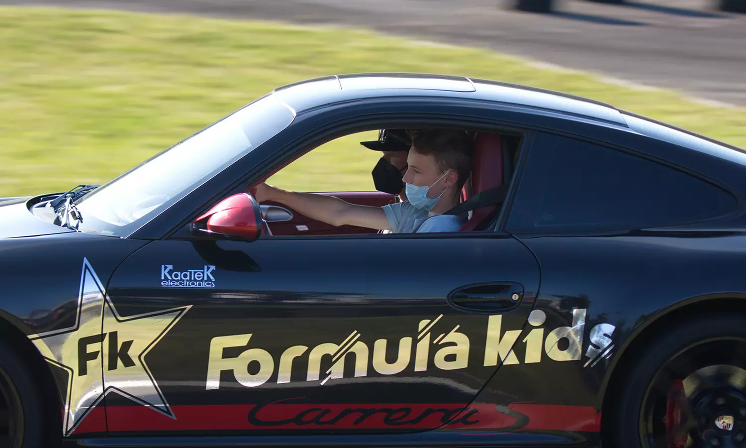 Stage de conduite à Formula Kids Alès circuit Pôle Mécanique Karting