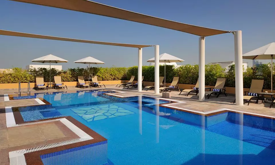 One-Day Pool and Gym Access