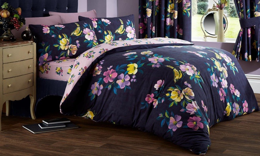 Image 10: Easy Care Duvet Sets