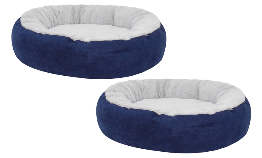 Image 16: Padded Round Kennel