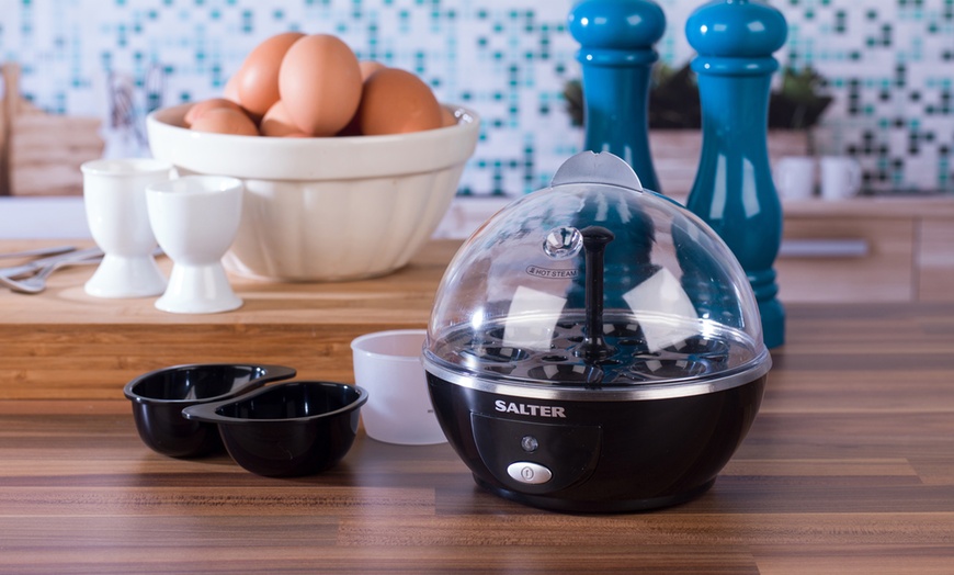 Image 3: Salter Electric Boiled and Poached Egg Cooker