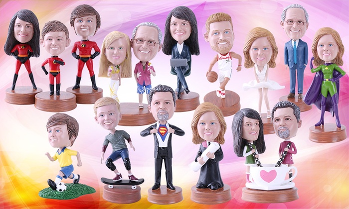 custom couple bobbleheads