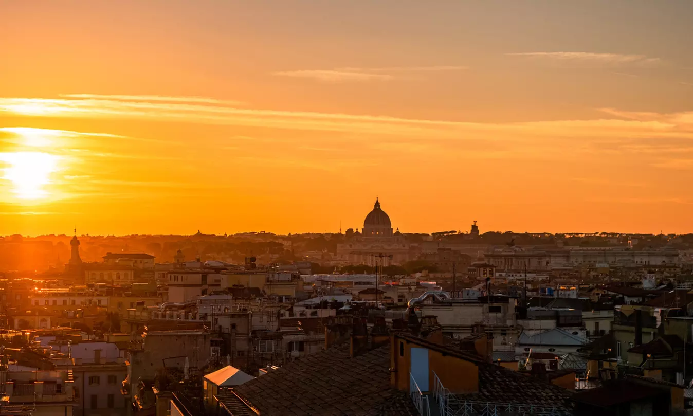 Ingresso SPA di coppia con aperitivo al Rooftop all'Hotel Barberini