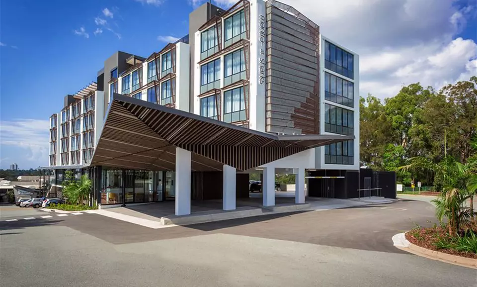 Southport, Gold Coast: 1- or 2-Night Escape with Drinks and Late Check-Out at the 4* Mantra at Sharks Gold Coast - Primary Image