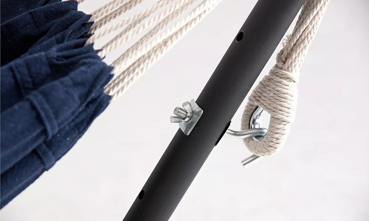 Hamac en toile Kocoon avec support "Saguedo"