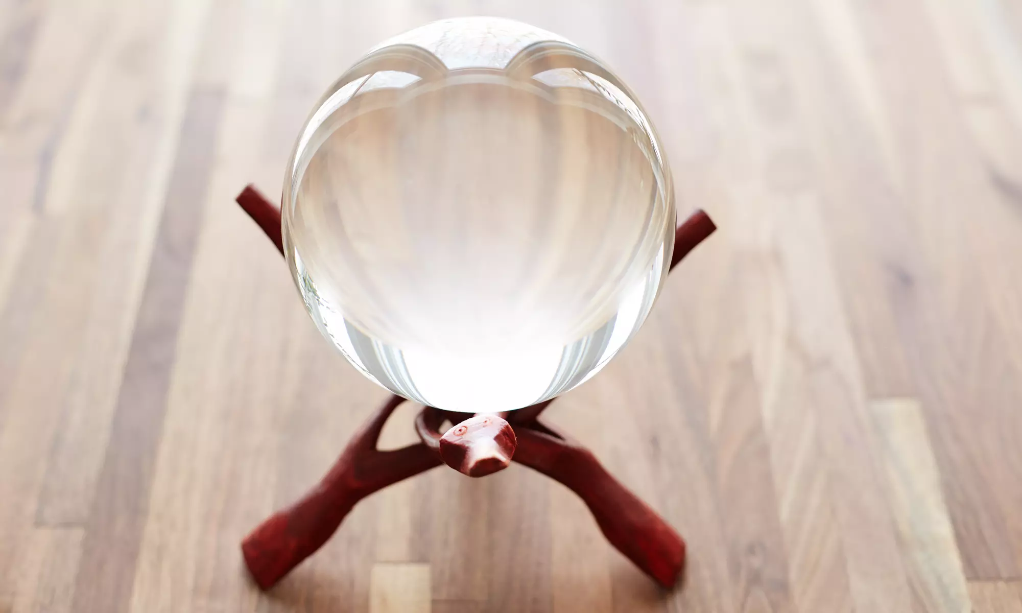 Psychic readings by Peaches offers insightful sessions on life aspects with up to 50% savings - Primary Image